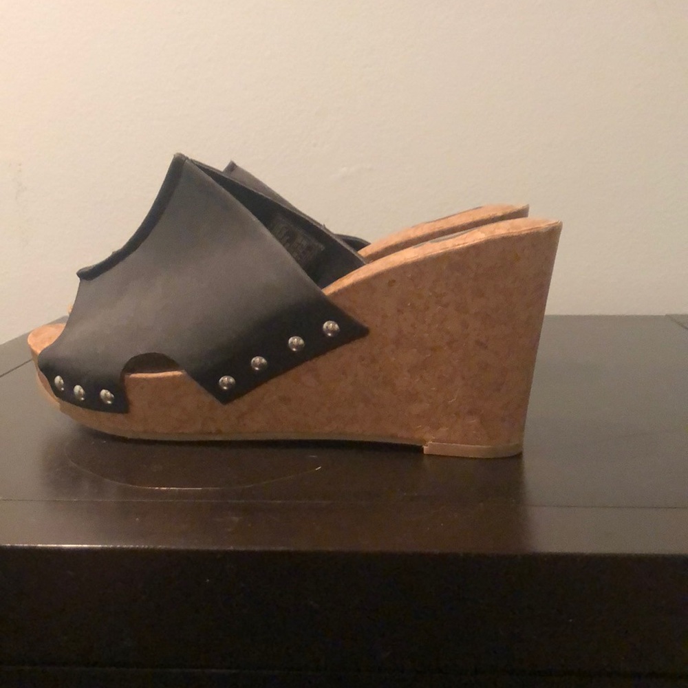 Wedges - Picture 2 of 3